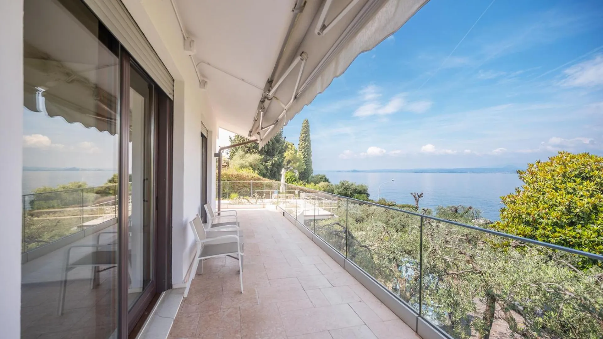 Villasgarda - Villa Lorena Carbona Torri del Benaco Olaszország